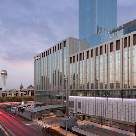 Sheraton Astana Hotel Exterior foto The new terminal