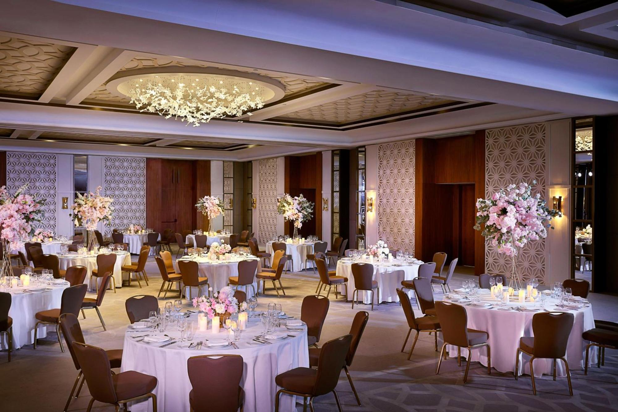 Sheraton Astana Hotel Exterior foto The ballroom