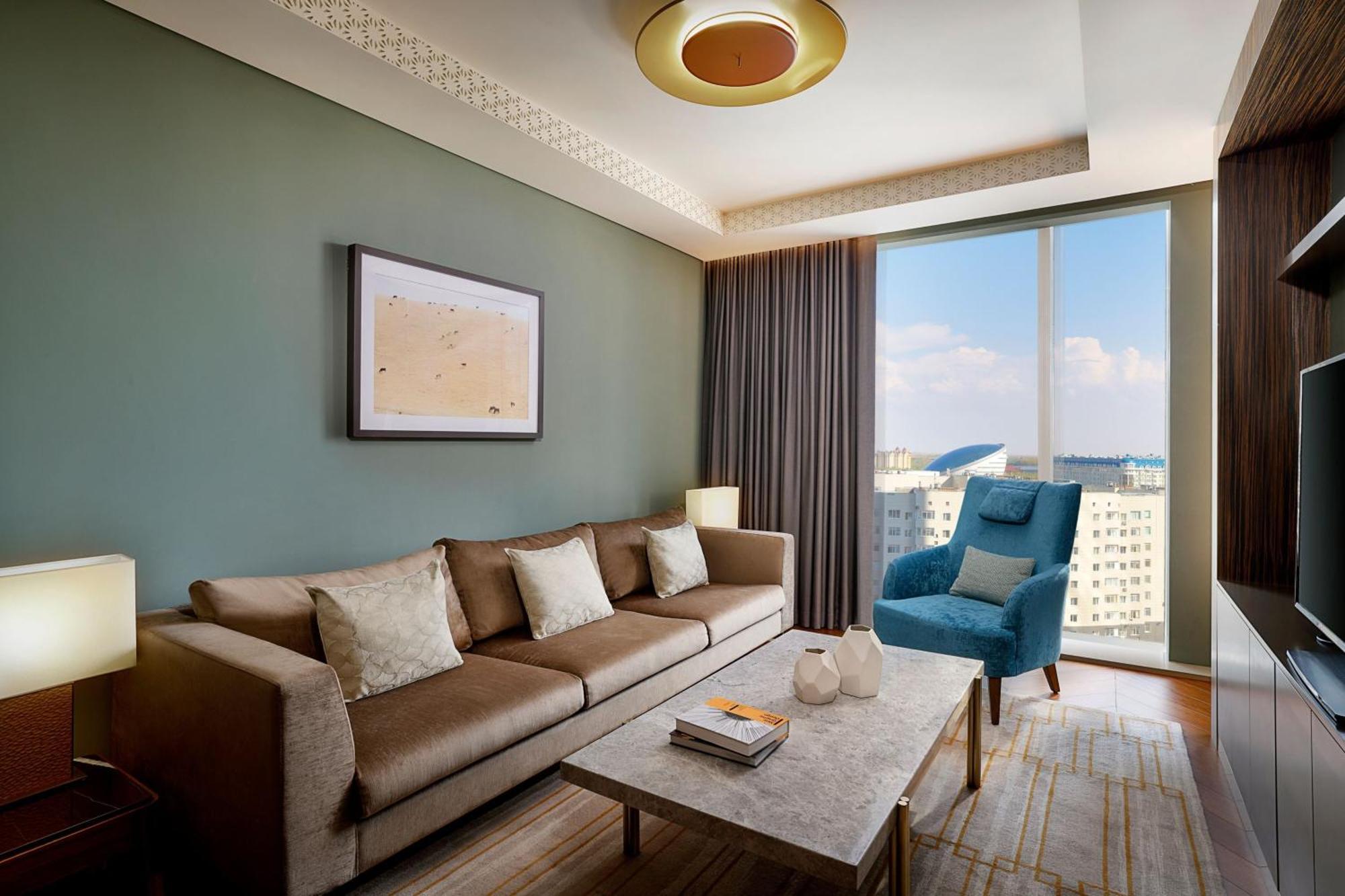 Sheraton Astana Hotel Exterior foto Living room