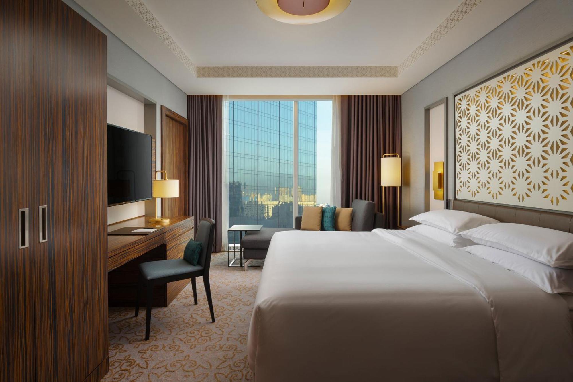 Sheraton Astana Hotel Exterior foto Deluxe Room